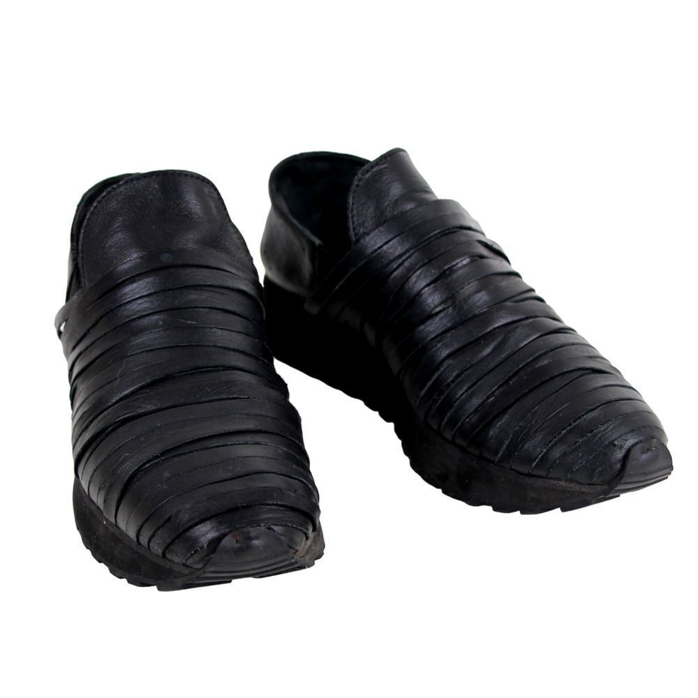 LD Tuttle BLACK GENUINE LEATHER COMFORT LOAFER FLATS FLAT ROUND SHOES Sz 10/40